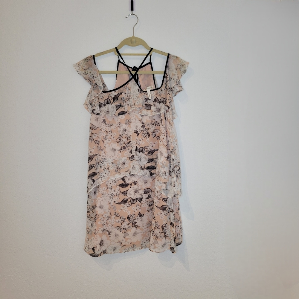 Women's Light Pink with Black Flower Dress Size M